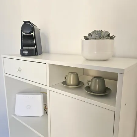 4 Balconi A Carlo Iii & Garage *