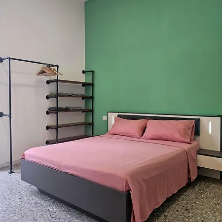 4 Balconi A Carlo Iii & Garage *