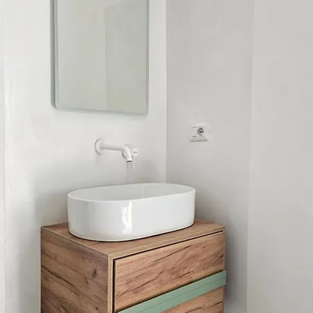 4 Balconi A Carlo Iii & Garage דירה