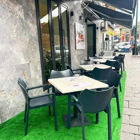 דירה 4 Balconi A Carlo Iii & Garage